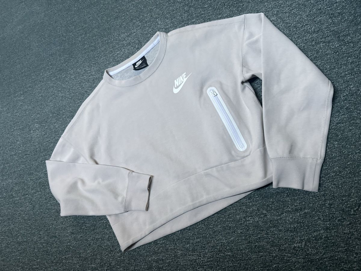 Nike Maglioni & Felpe: Nike Pullover beige mit Reissverschluss Grösse S – Usato da Baltschieder venduto da YmroBe