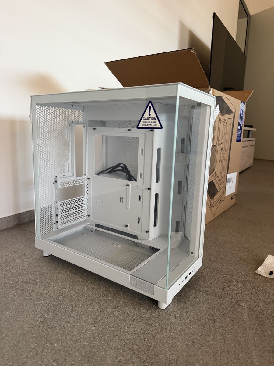 NZXT Gehäuse: NZXT H6 Flow Gehäuse  – Gebraucht aus Güttingen von JeffreyGucc