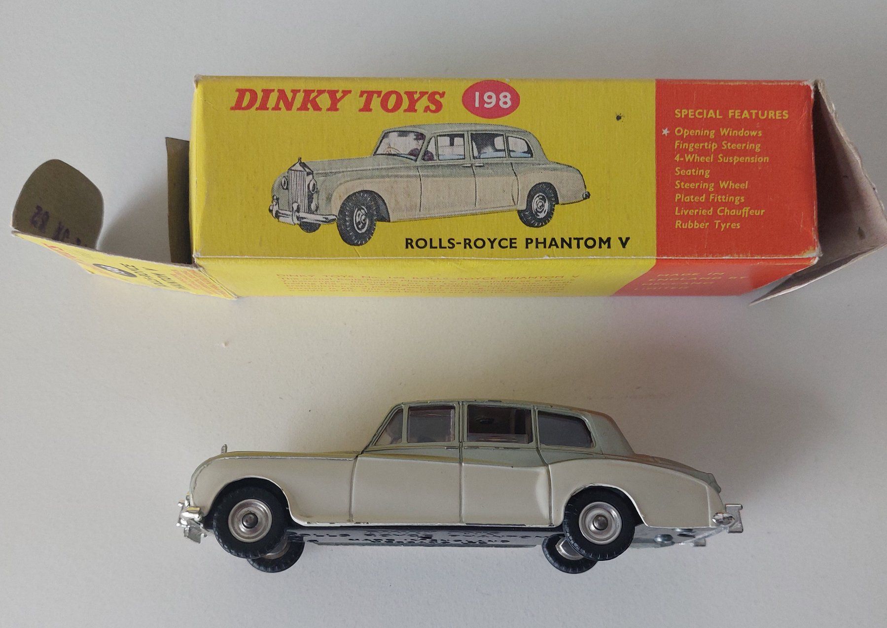 Dinky Toys Modellini d'auto: Dinky Toys 198 Rolls Royce Phantom V – Usato da Schenkon venduto da Elbarto007 7