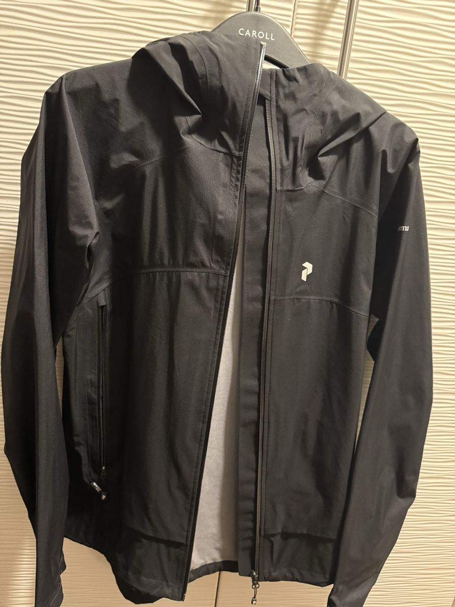 Peak Performance Giacche: Veste imperméable Peak Performance noire taille L – Usato da Agiez venduto da Beve15 5