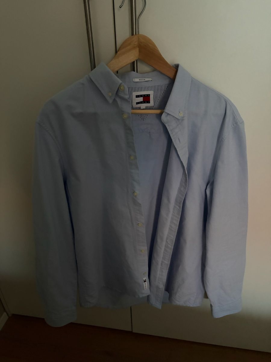 Tommy Hilfiger Chemises: Tommy Hilfiger Hemd hellblau Grösse L – Neuf (Voir description) à Zufikon par pau_dj5m