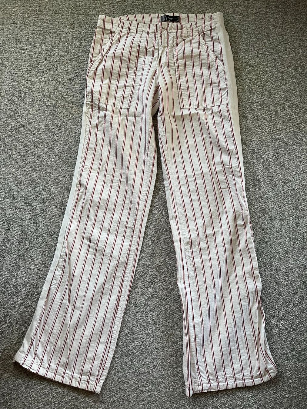 Only Pantaloni: ONLY Sommerhose Gr 36 – Usato da Kleindöttingen venduto da nev_tn7c