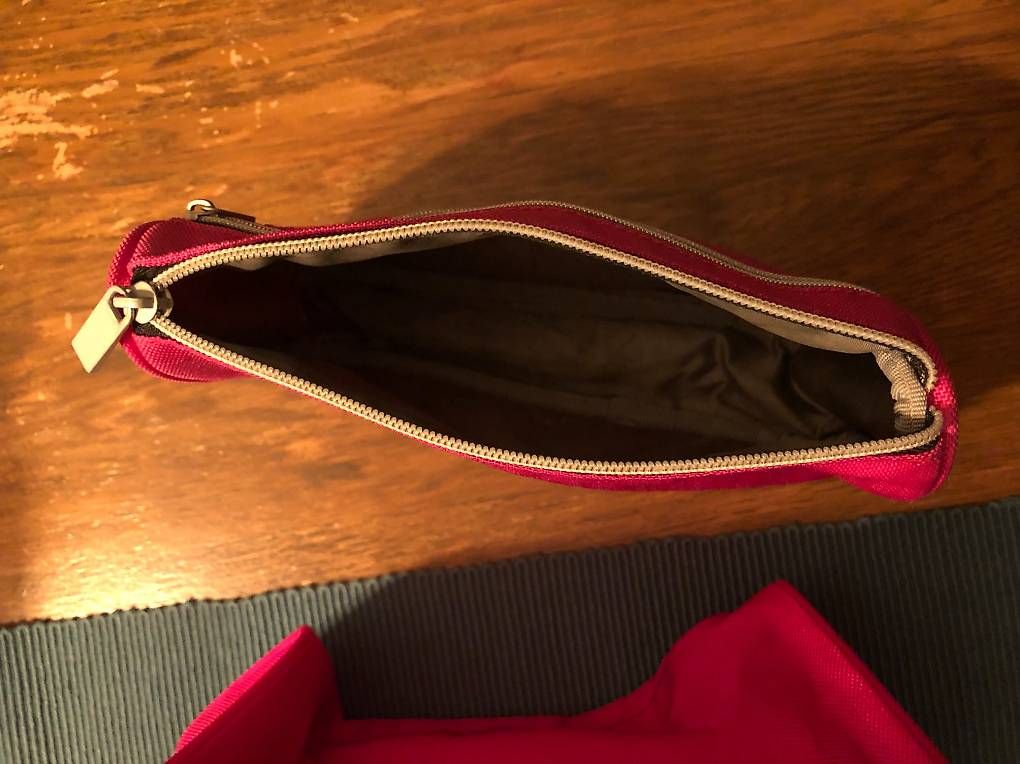 Kosmetikkoffer: Rosa Kulturbeutel Set – Gebraucht aus Sigirino von FilippoEdoardo 2