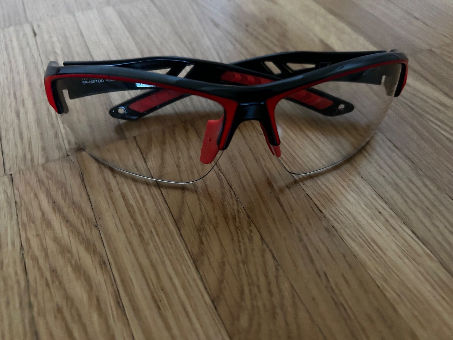 Occhiali & Lenti: Unihockey-Brille – Nuovo (secondo la descrizione) da Zürich venduto da barbecuebitch
