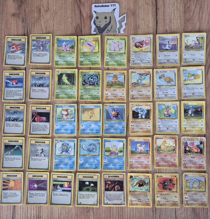 Cartes Pokémon Vintage 1999 - Charizard, Pikachu, 1ère édition, état Near Mint, Collection WOTC Base Set