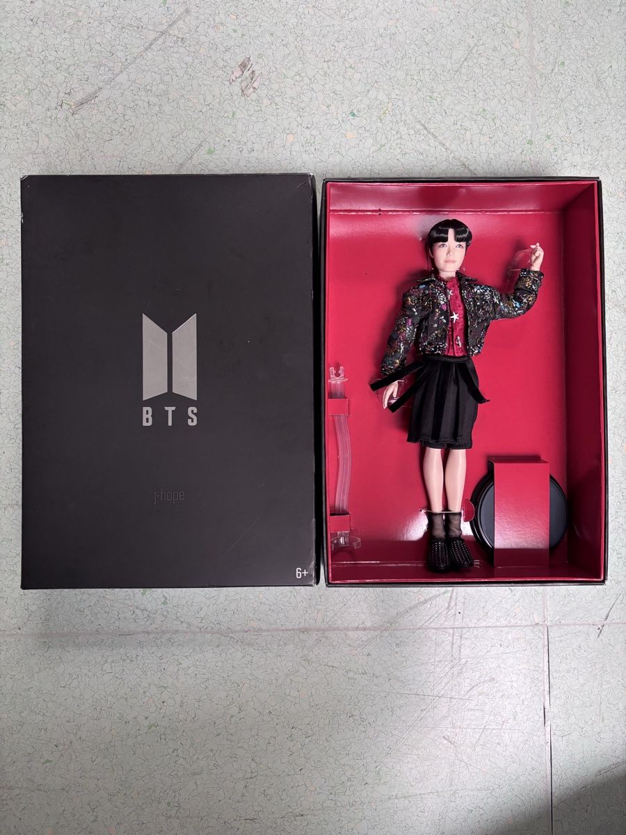 Bambole: BTS J-Hope Puppe – Usato da Nennigkofen venduto da ali_977m