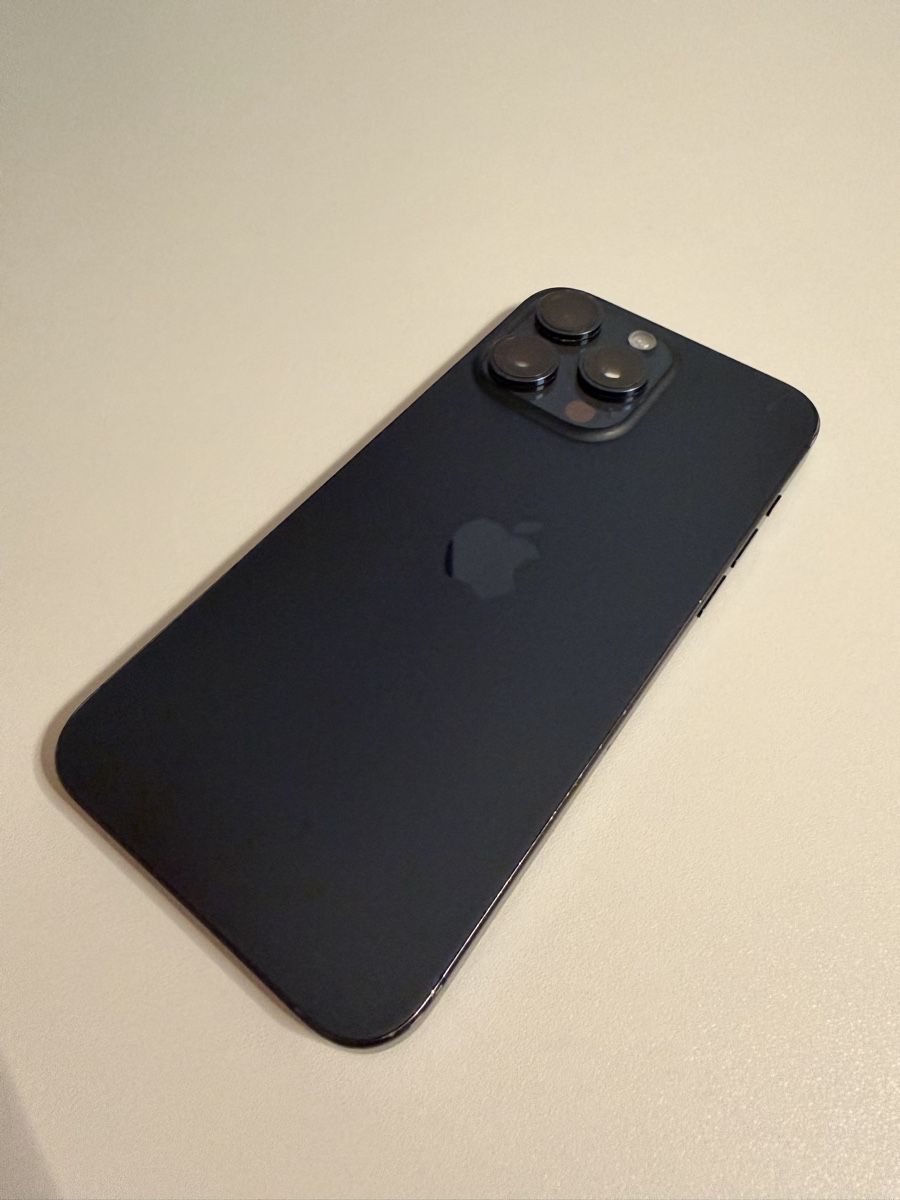 Apple Telefoni cellulari / Smartphones: iPhone 15 Pro Max 256GB – Usato da Zürich venduto da eli_7svm 4