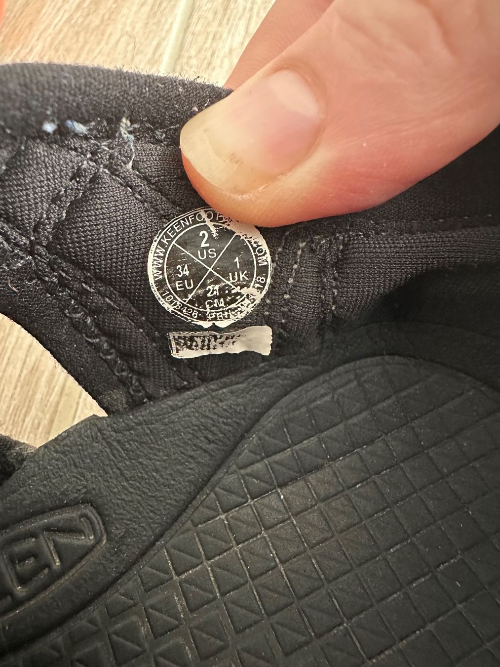 Keen Schuhe für Jungen: Keen Sandalen Gr. 34 anthrazit – Gebraucht aus Rudolfstetten von Joyw 3