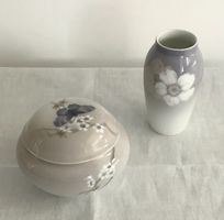 Royal Copenhagen: Dose und Vase (1528 400 und 2315 88A)