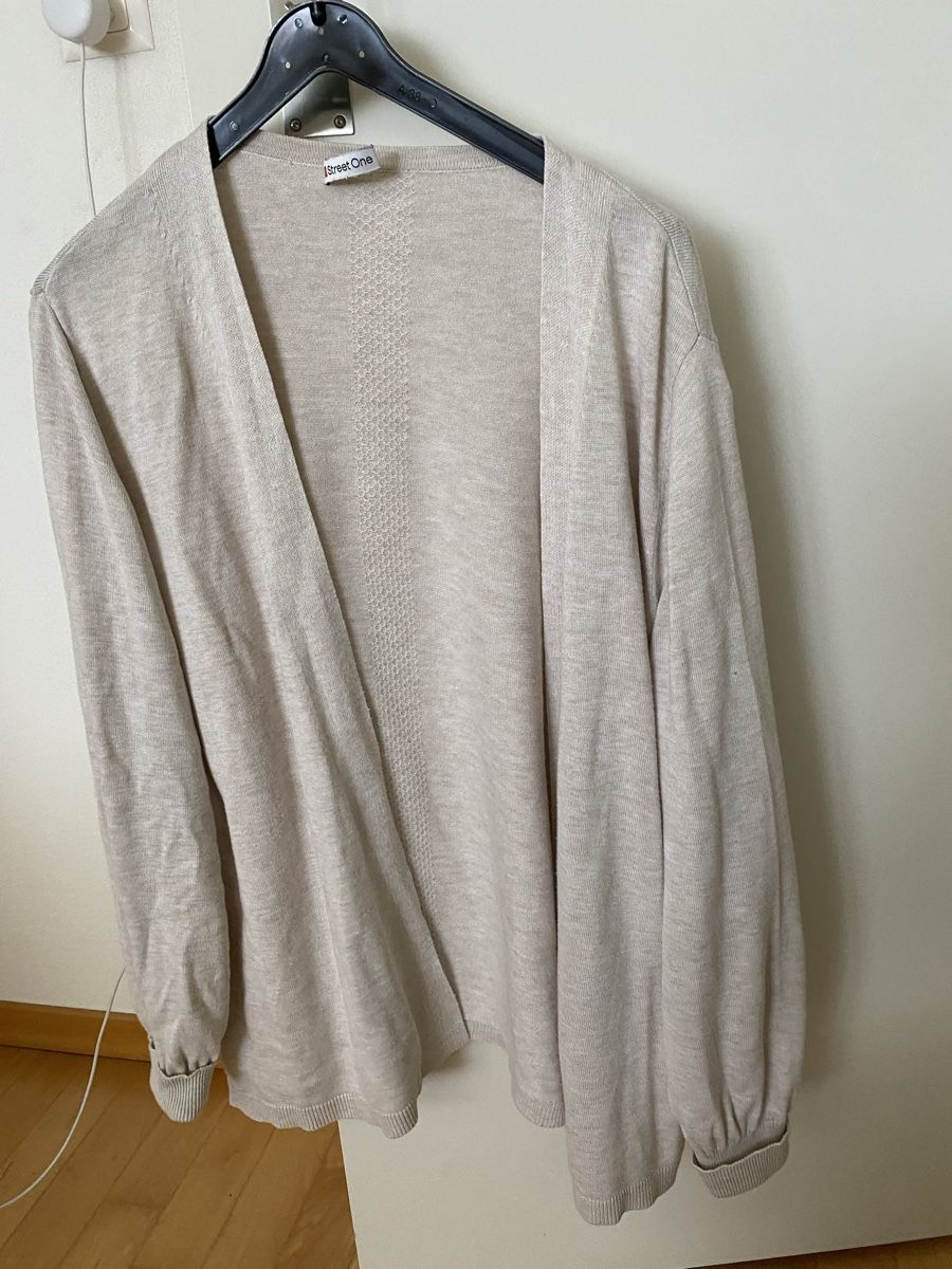 Giacche: Strickjacke Street one – Nuovo (secondo la descrizione) da Schmerikon venduto da vasso72
