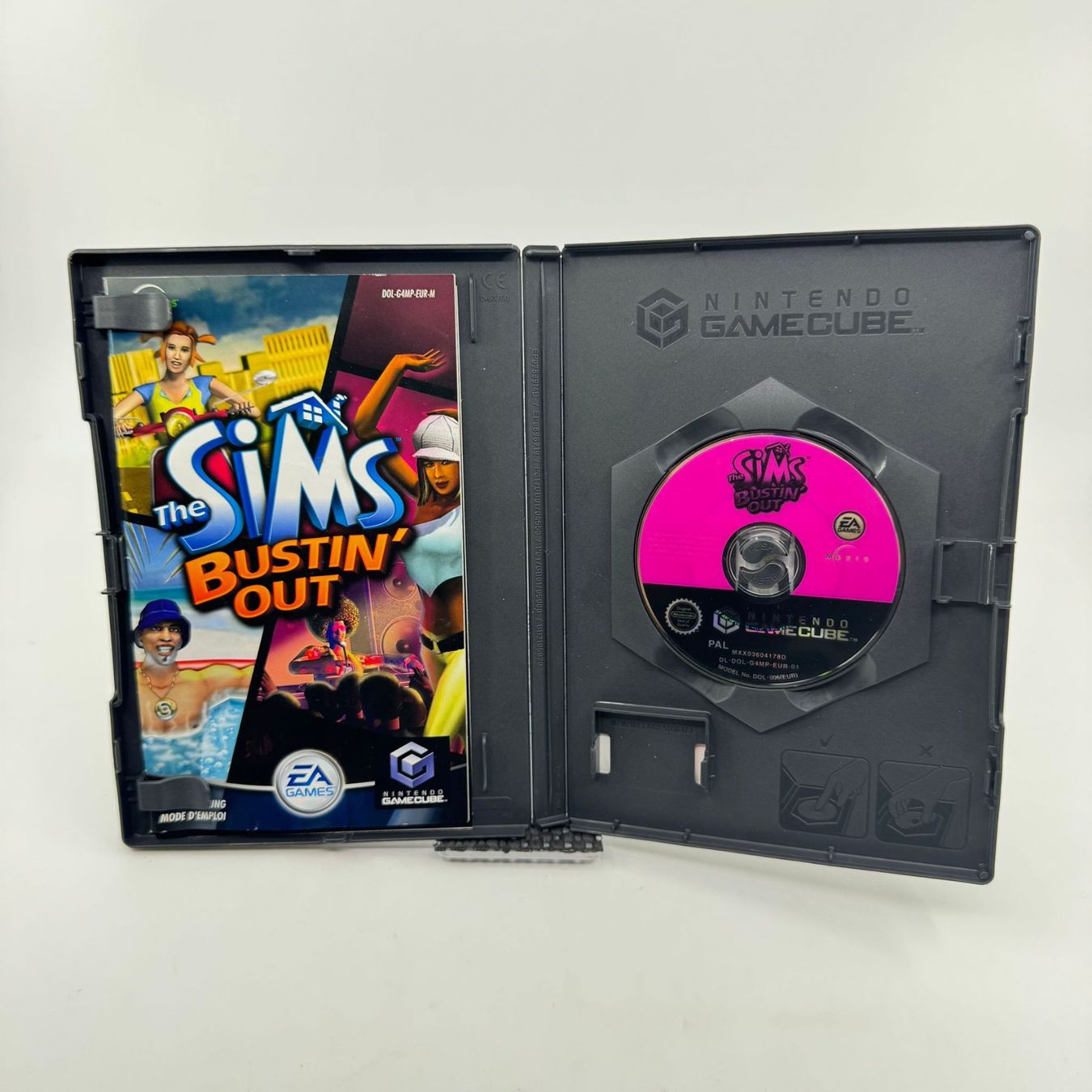 Giochi: The Sims Bustin' Out (Gamecube) – Usato da Herisau venduto da Seyashop1 1