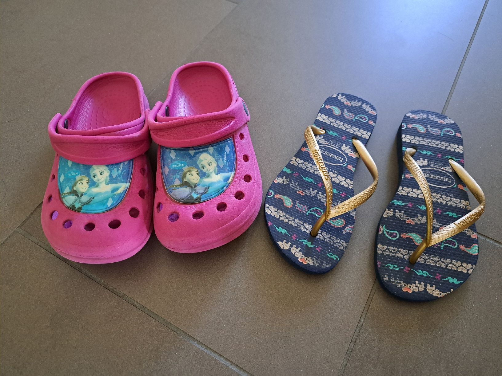 Scarpe per ragazzi: Bade- Schuhepaket 29/30 und 31/32 – Usato da Unteriberg venduto da Daisy84