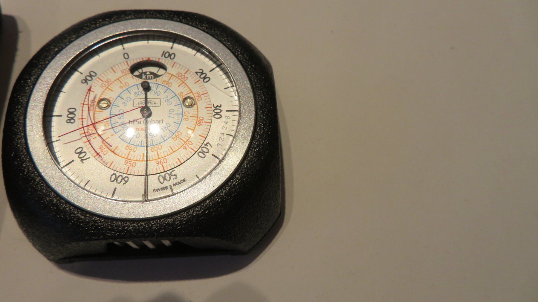 Altri elettrodomestici e apparecchi d’epoca: Thommen Höhenmeter und Barometer bis 6000 m – Usato da Wetzikon ZH venduto da morda1954 1