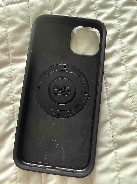 Cover & Protezioni schermo: Quad Lock Hülle für iPhone 13 – Usato da Basel venduto da sta_7d6g