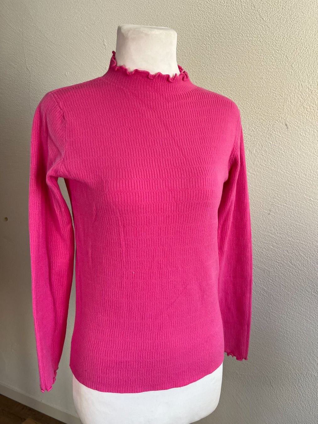 Maglioni & Felpe: Pullover, Viskose, Gr. S/M, NEU, NP 69.- – Nuovo e nell'imballaggio originale da Interlaken venduto da Jasmin_Flower
