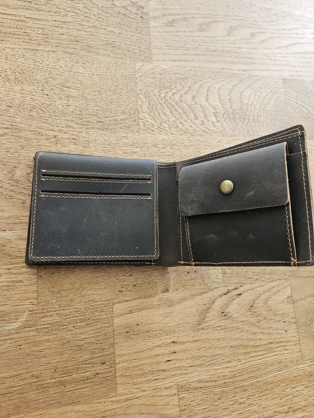 Brieftaschen: Portemonaie – Neu und originalverpackt aus worb von nullnullsix01 1