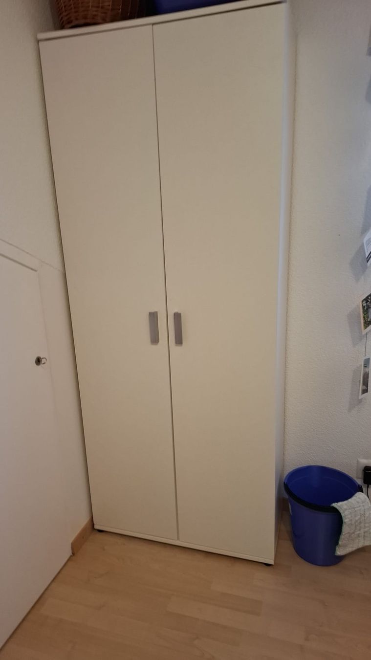 Armadi: Putzschrank  – Usato da Kaltacker venduto da chr_68qp