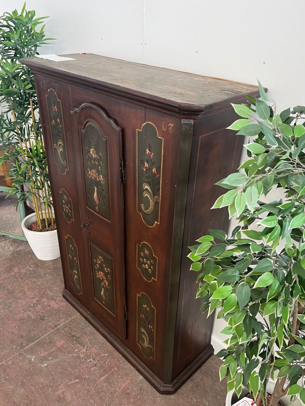 Armoires: Bemalter Bauernschrank – D'occasion à Luzern par CaritasZentral 2