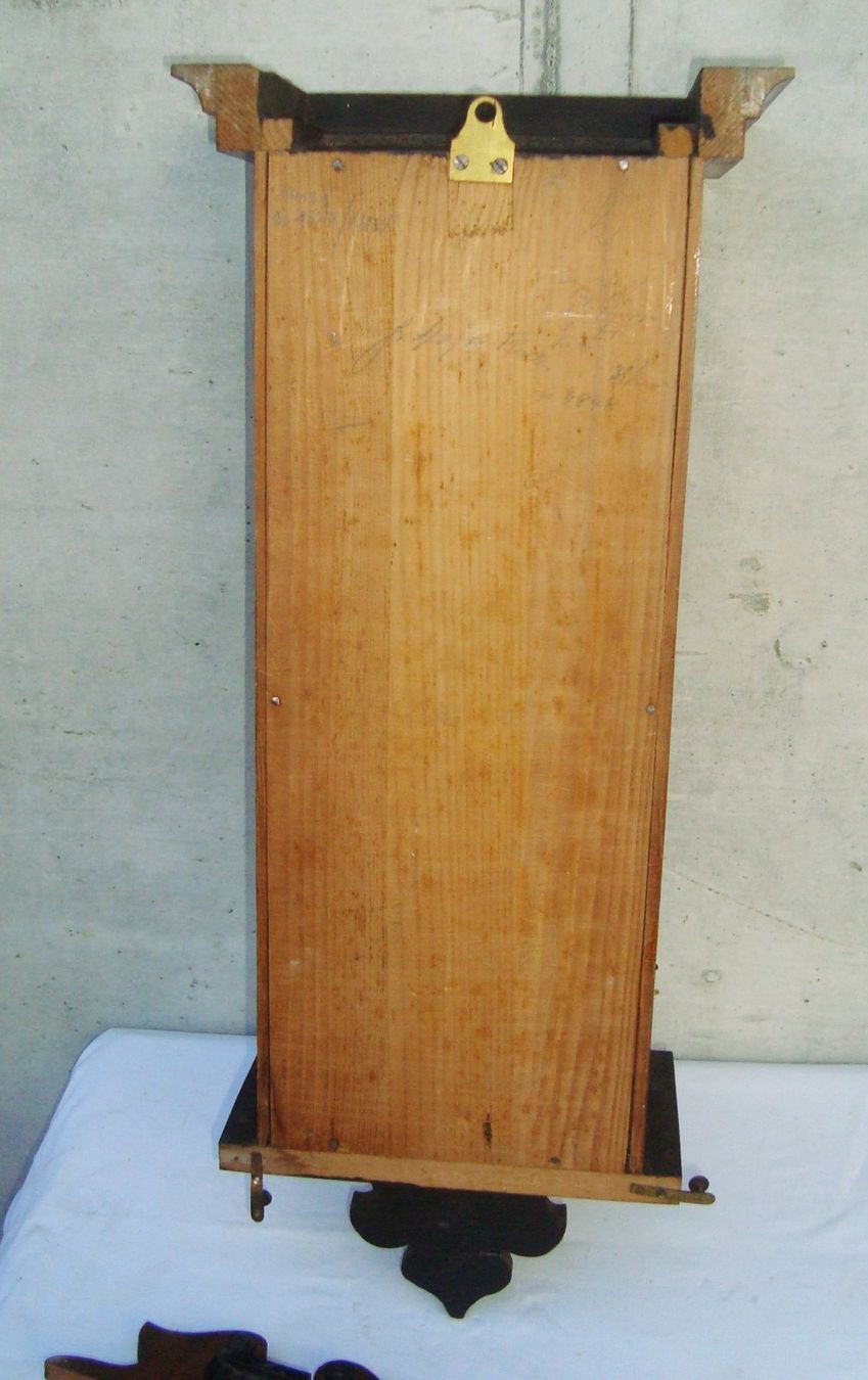 Pendules & Horloges murales: antiker Wand Regulator, Nussbaumholz – Défectueux à Oberdorf NW par Lufao 7