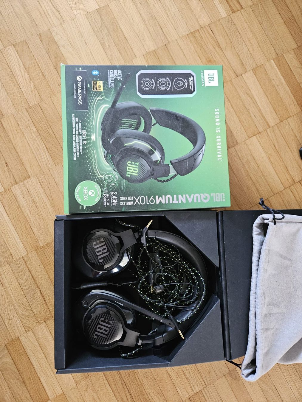 JBL Casques audio: JBL Quantum 910X Wireless Gaming-Headset – D'occasion à Root par Banschanumi 1
