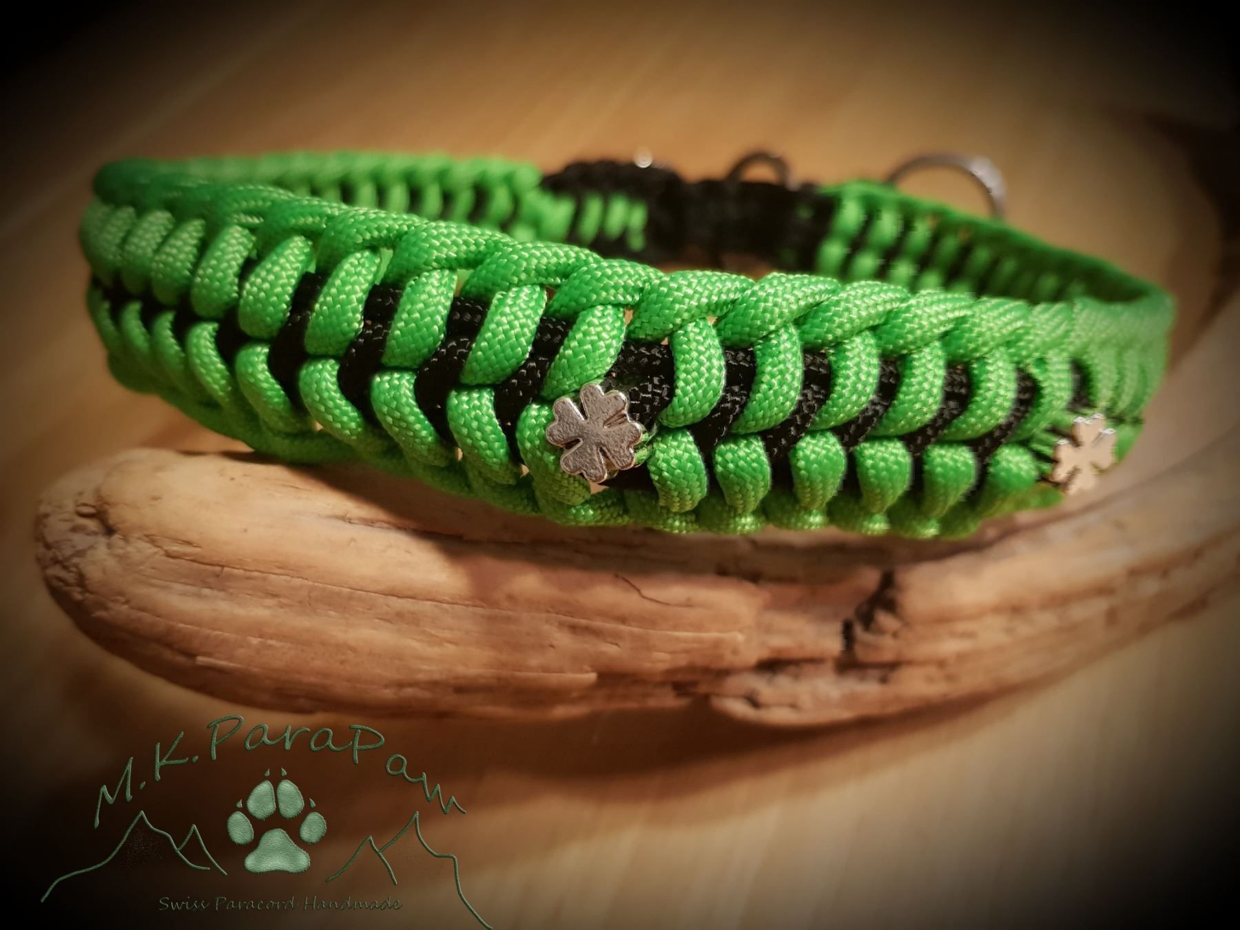Guinzagli & Collari: Paracord Hundehalsband - 100% Handarbeit – Nuovo e nell'imballaggio originale da Näfels venduto da AllerleiCH 6