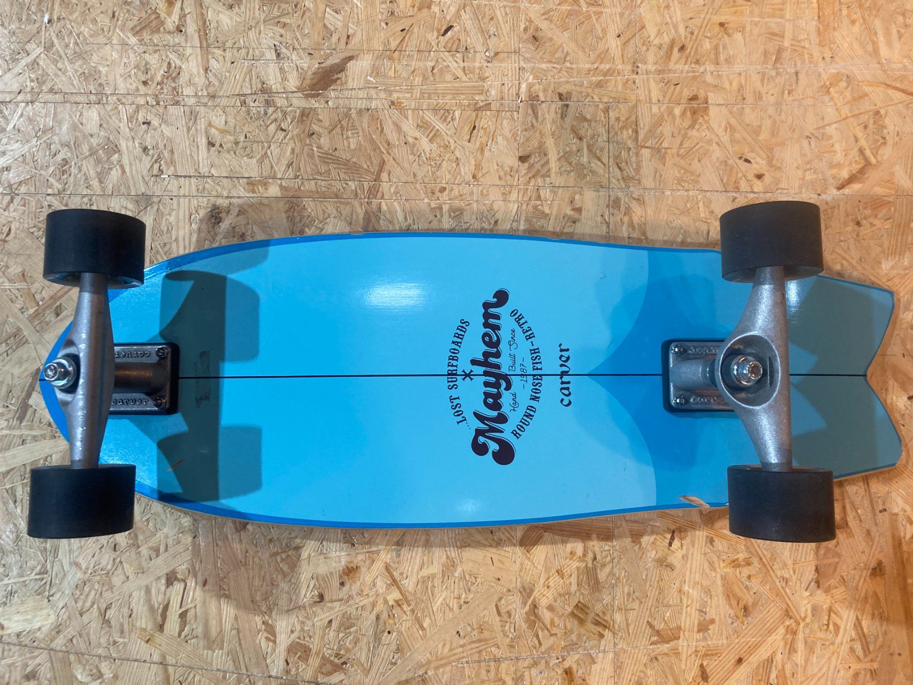Skateboards: Skateboard / Curfboard / Fishboard – Usato da Alterswil FR venduto da Blackfisk