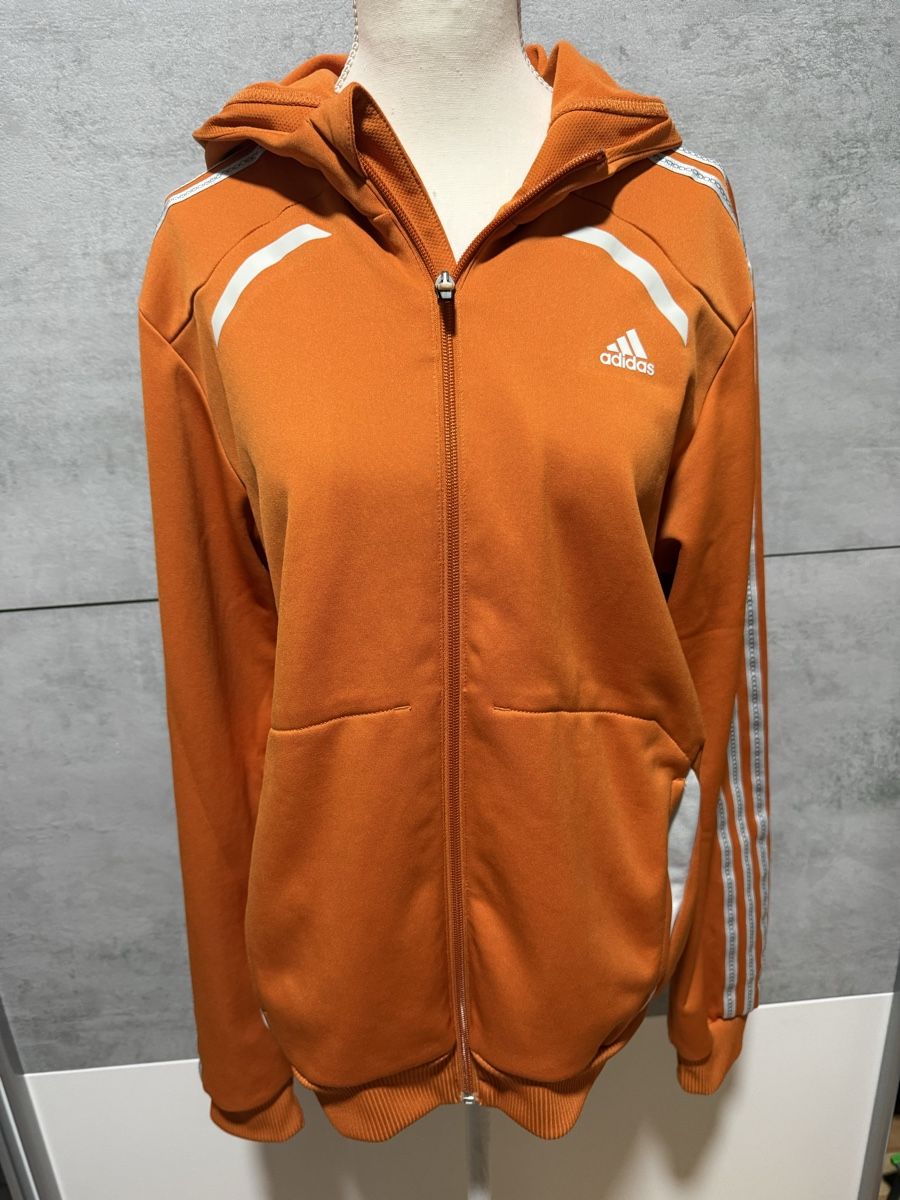 Jacken: Adidas jacke  – Gebraucht aus visp von Kmemo1
