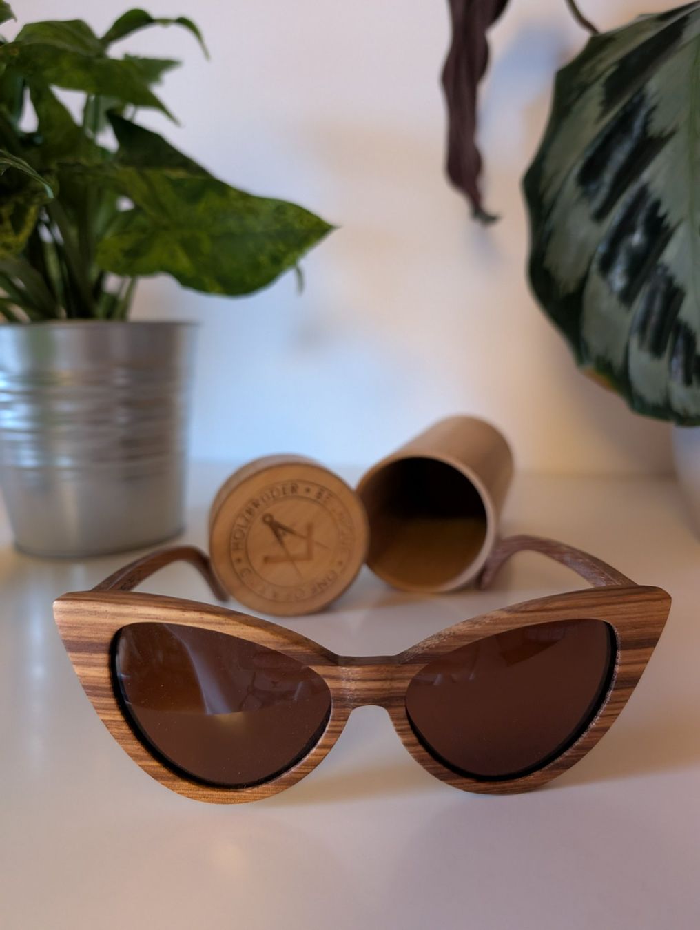 Occhiali & Lenti: Retro Holz-Sonnenbrille – Nuovo (secondo la descrizione) da Niederurnen venduto da maus.on.the.bike