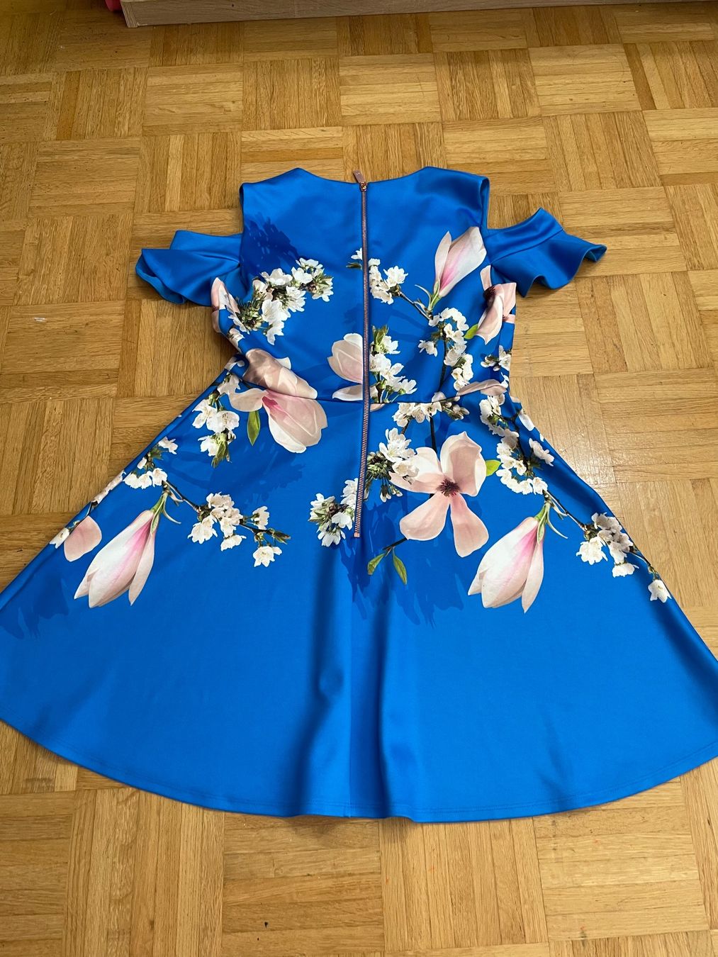 Vestiti: Ted Baker Gr 40 – Usato da Biel/Bienne venduto da philong 3