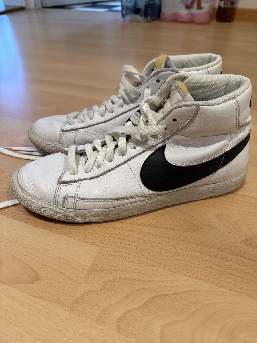 Nike Scarpe da uomo: Nike Schuhe Grosse 43 – Usato da Thun venduto da Jt_ON
