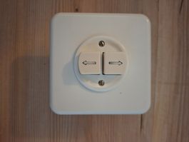 UP Schalter für Storen oder Garagentor
