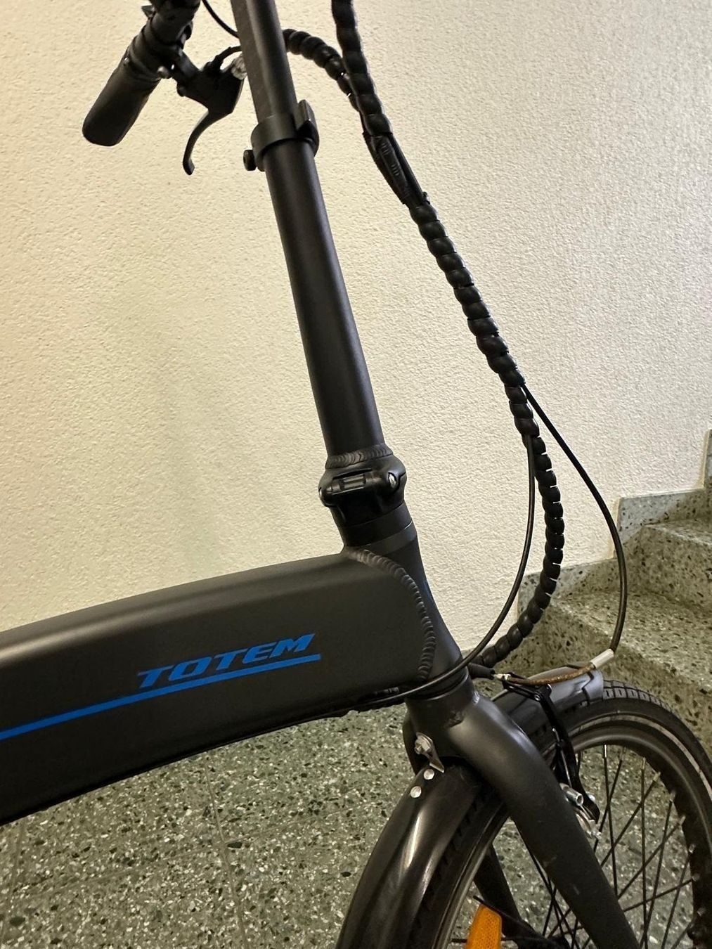 Totem Biciclette: Totem Elektrovelo Klappvelo – Usato da Wädenswil venduto da cet_gz6g 1