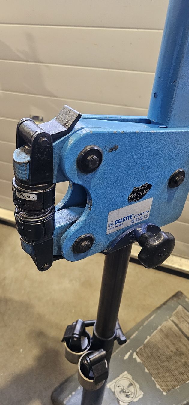 Schaublin Tutti gli attrezzi: Eckold HF 80  CH – Usato da Emmenbrücke venduto da inf_l8yf 2