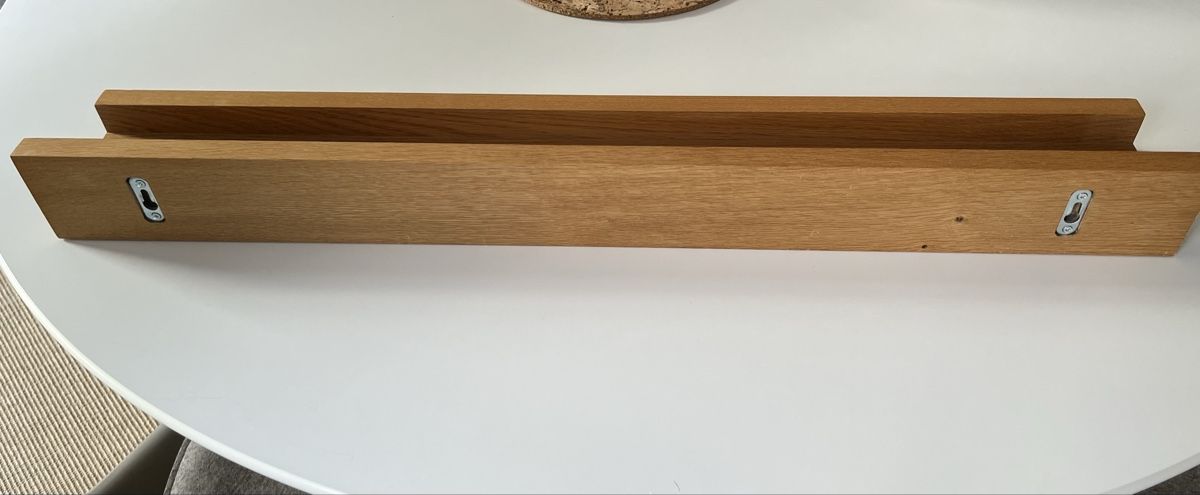 Regale: Wandregal, Bilderleiste Eiche massiv, 80cm – Gebraucht aus Affoltern am Albis von Silber79 5
