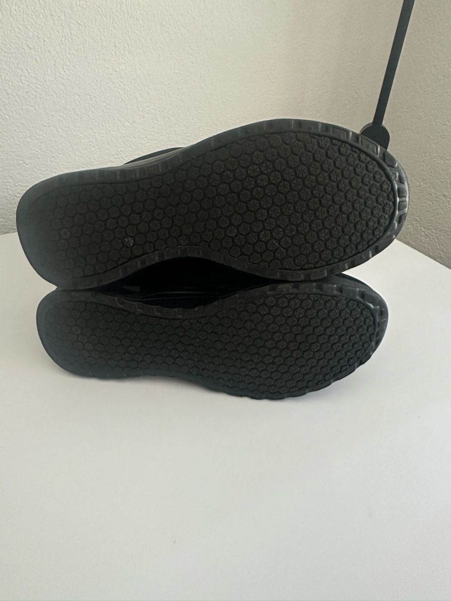 Scarpe da uomo: Schuhe Rona Shoes Phantom Black Gr. 40 – Nuovo (secondo la descrizione) da Biel-Bienne venduto da levante14 1