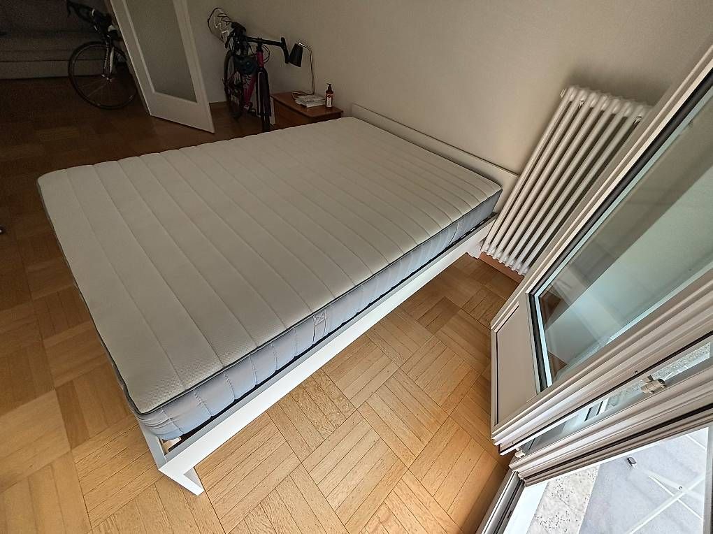 Ikea Letti: Lit Ikea VIHALS et matelas – Usato da Allschwil venduto da jos_9jdf 4