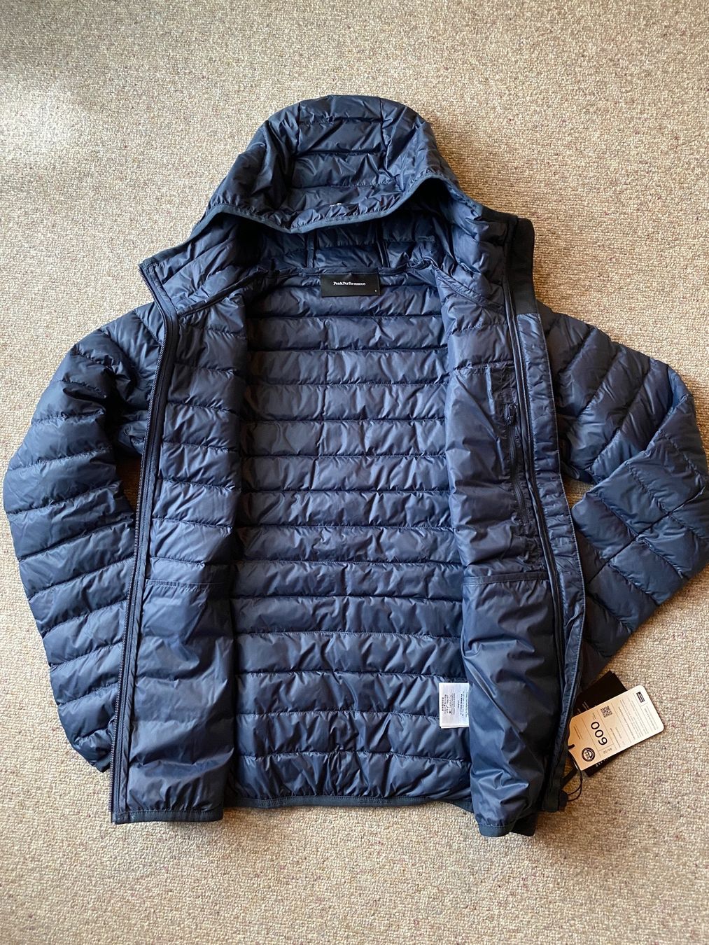 Peak Performance Giacche: Neue Peak Performance Active Down Liner Jacke, Damen, Gr. S – Nuovo e nell'imballaggio originale da Thun venduto da dane_pao 3