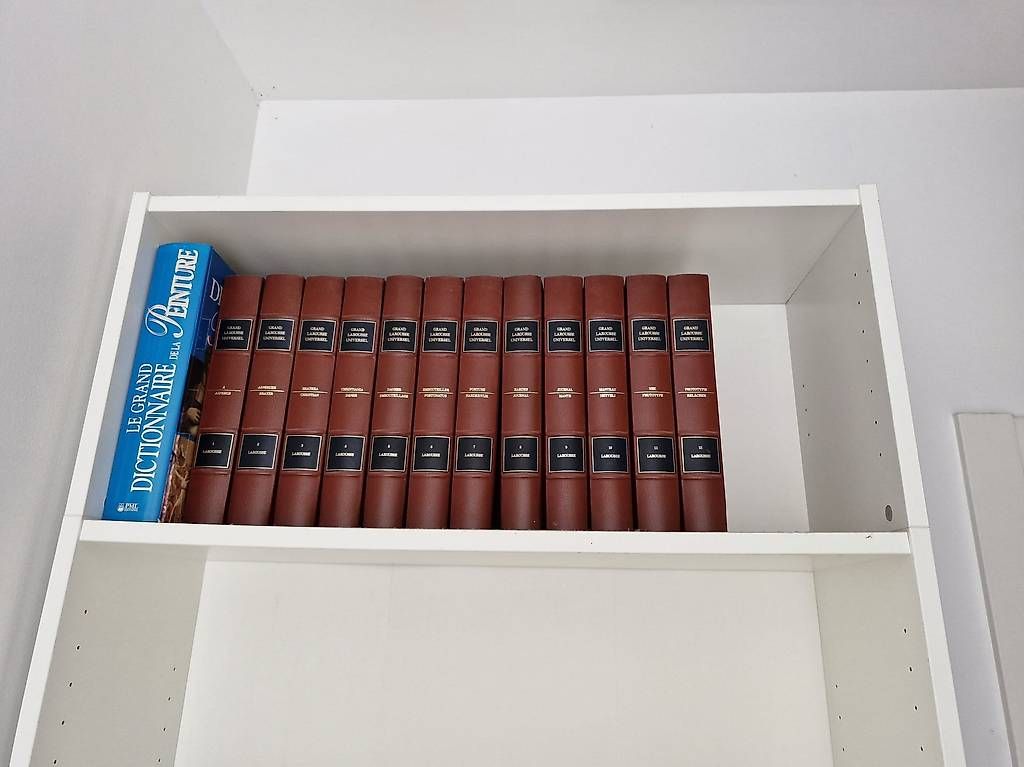 Regale: Bibliothèque BILLY IKEA, blanc, 80x28x237 cm  – Gebraucht aus Botterens von abi_tz2g 1