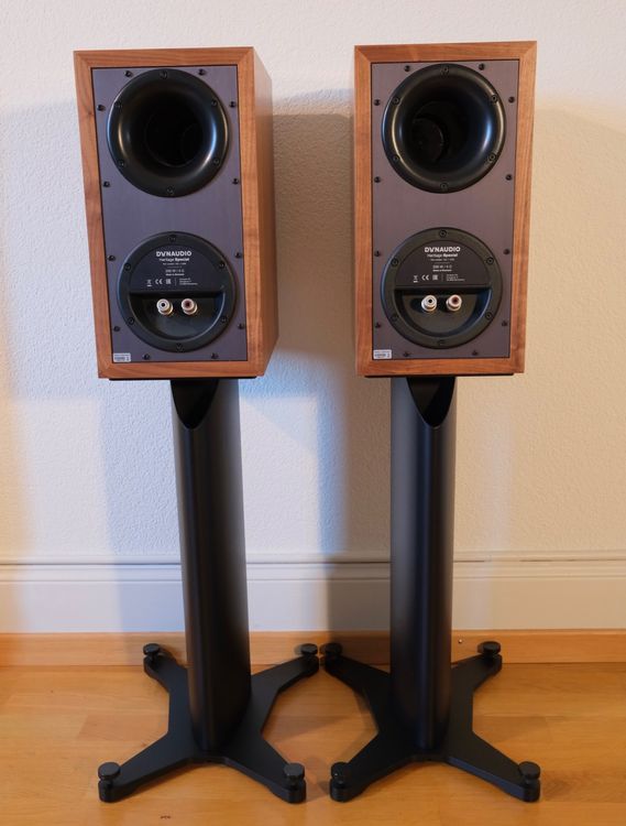 Dynaudio Heritage Special Lautsprecher (inklusive Ständer) (D