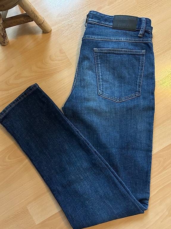 Closed Jeans: Jeans Closed  dunkelblau Grösse 33, Länge 32 – Usato da Niederglatt ZH venduto da Julia_4 3