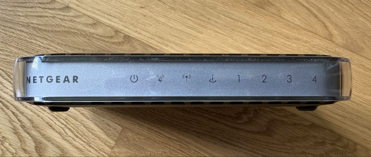 Netgear Modem & Router: Netgear WNR1000 v3 - N150 WLAN-Router – Usato da Utzenstorf venduto da wing55 1