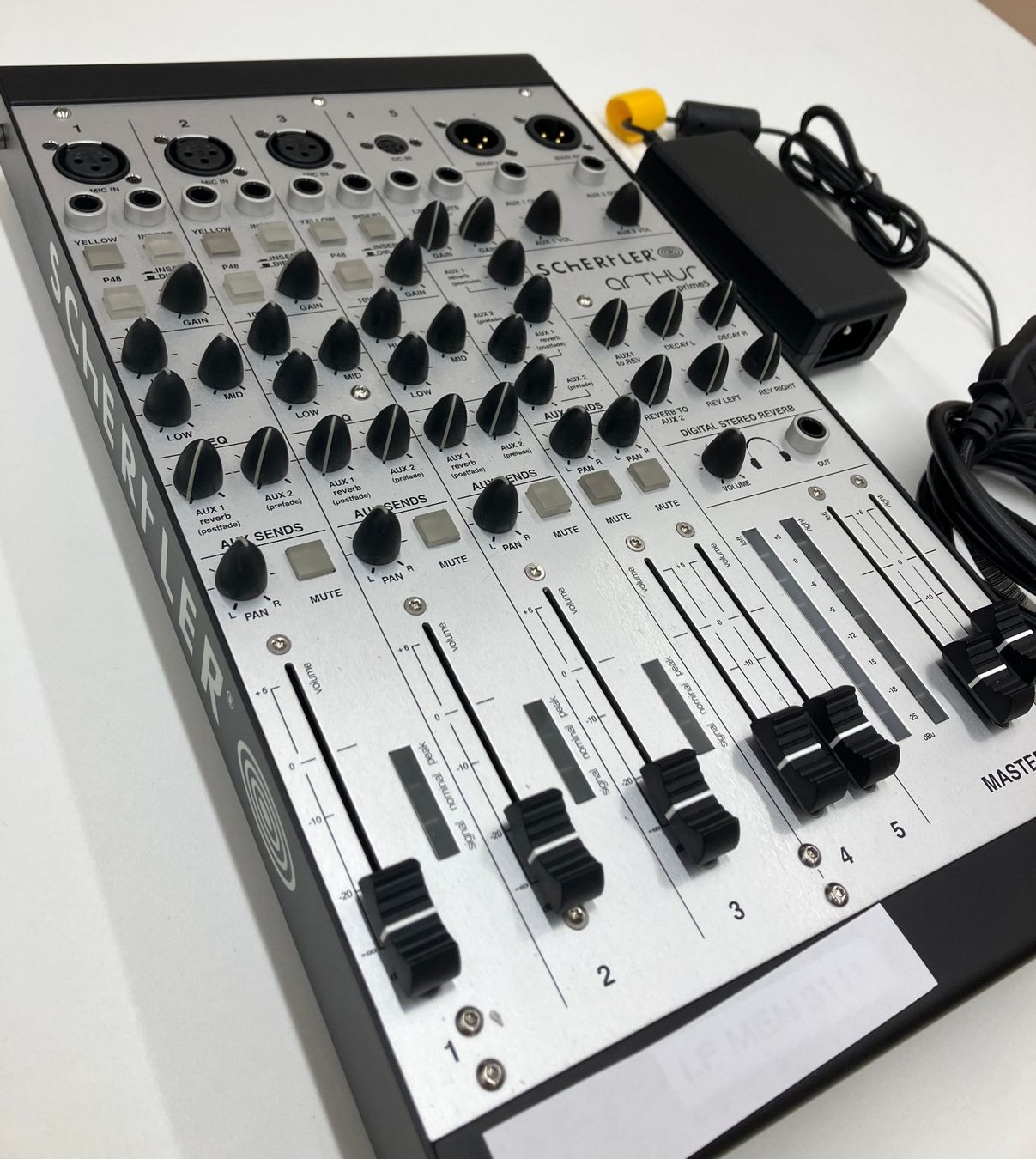 Schertler Console di mixaggio: Mixer Schertler ARTHUR PRIME 5 – Usato da Stabio venduto da dellae 2