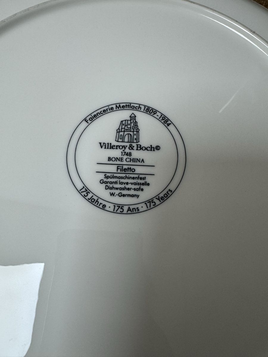 Villeroy & Boch Servierplatten: Villeroy & Boch Filetto Kuchenplatte mit Griffen – Neu (gemäss Beschreibung) aus Balsthal von Narulya 1