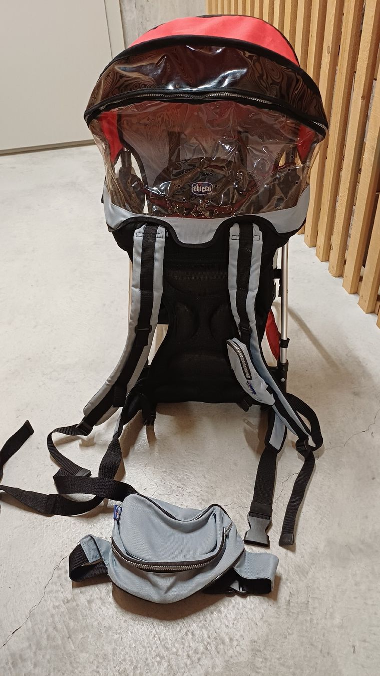 Chicco Marsupi portabebè: Chicco Caddy Kindertrage Rucksack, guter Zustand – Usato da Winterthur venduto da yasmin15 2