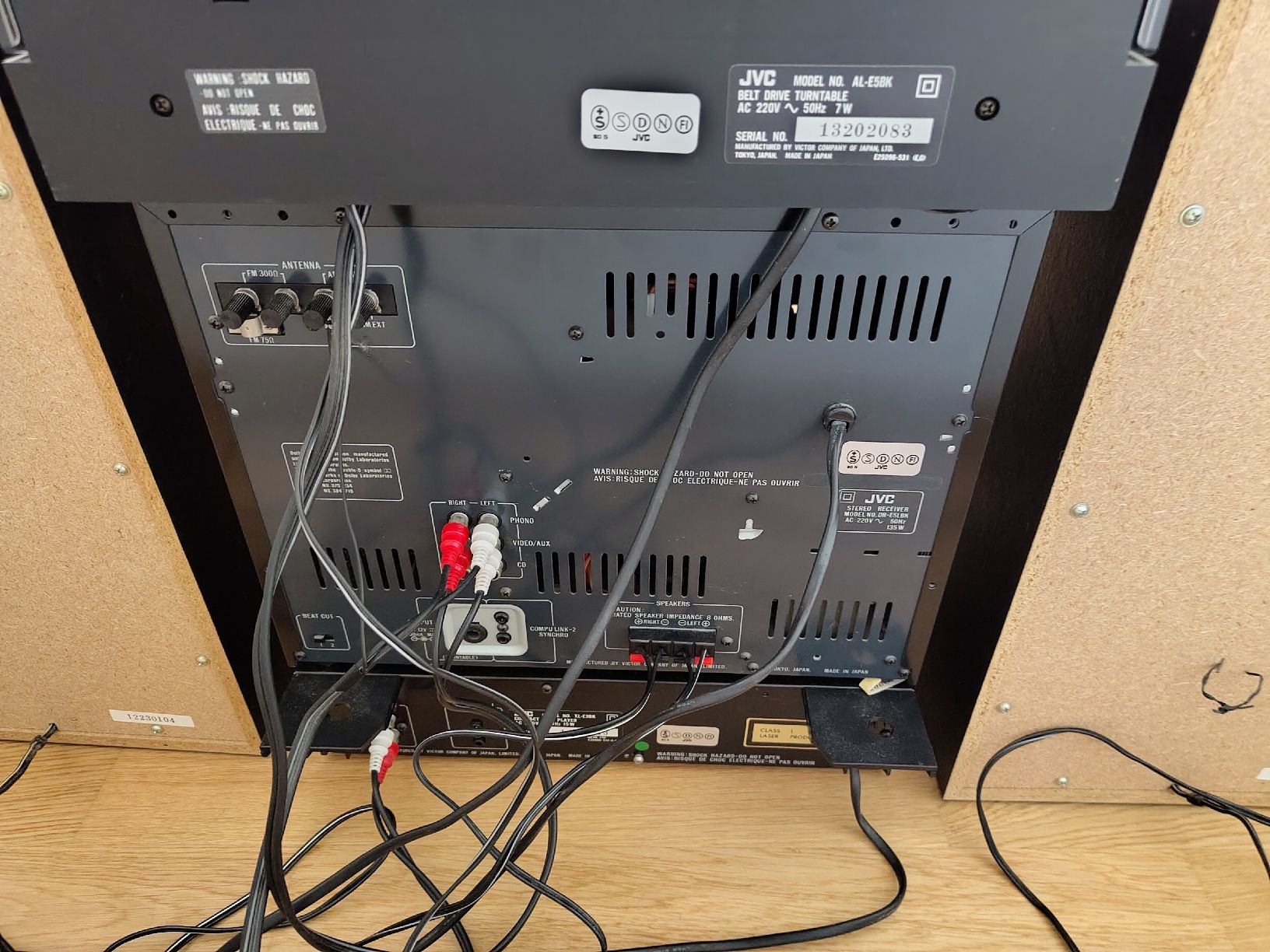 JVC Sistemi audio & multimediali: DEFEKTE JVC Stereoanlage – Difettoso da Zürich venduto da fre_h7zc 3