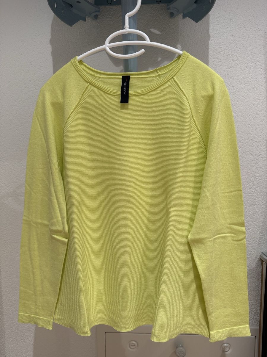 Marc Cain Pullover & Sweatshirts: Marc Cain Pullover von MarcCain, ca. Grösse 42/44 – Gebraucht aus Wallisellen von Sue04