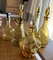 Lot de 6 carafes en verre ambré avec bouchons