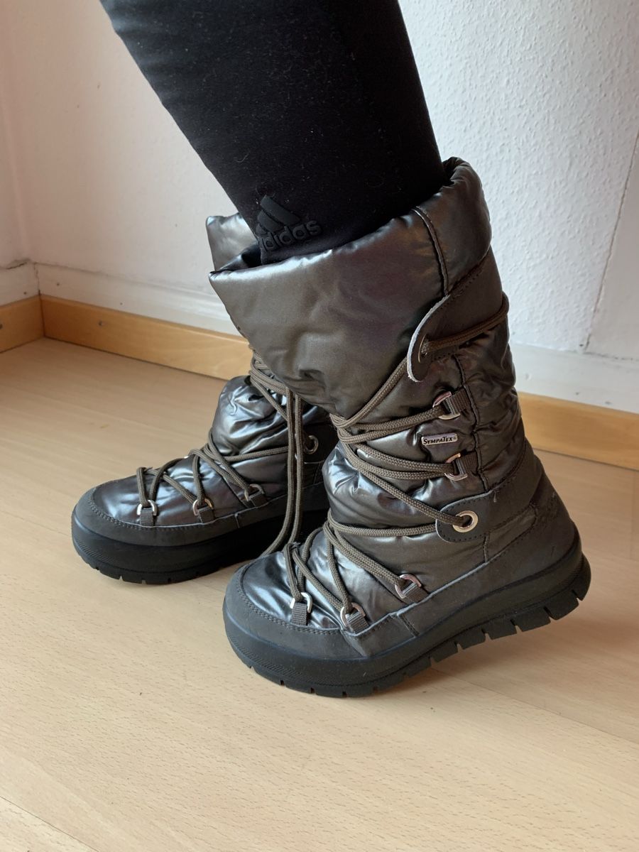 Scarpe da donna: Winterstiefel, Grösse 36 – Usato da Luzern venduto da deb_dg6g 1