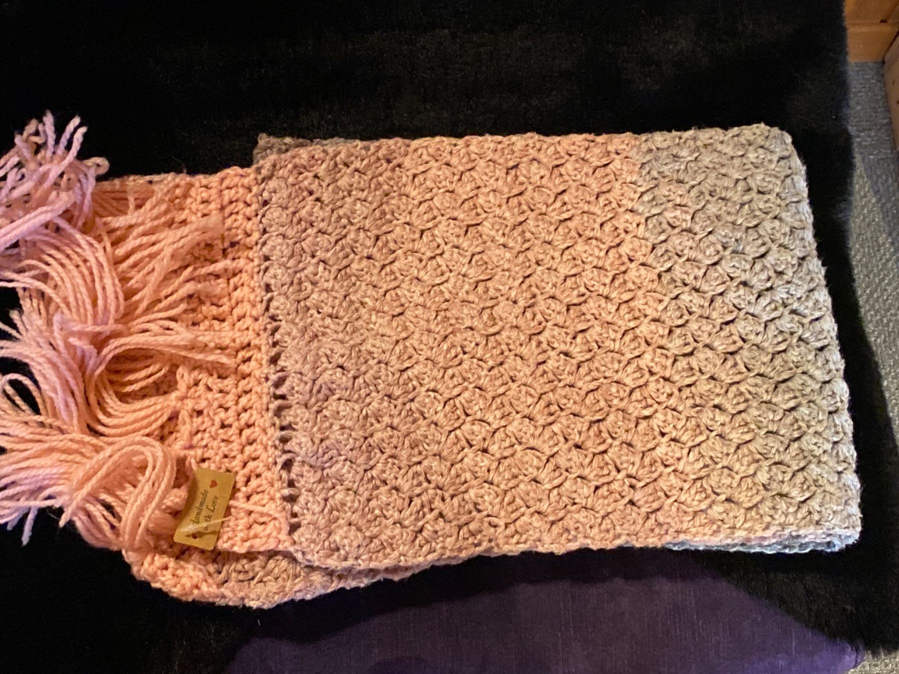 Foulard & Sciarpe: SCHAL HANDGESTRICKT LILA-BUNT – Nuovo e nell'imballaggio originale da Meienried venduto da ManuelaBoutique 2