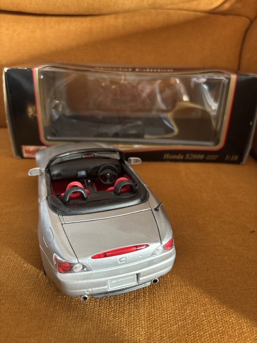 Honda Modellautos: Honda S2000 Modellauto 1/18 – Gebraucht aus Rechthalten von Thierry_89 2